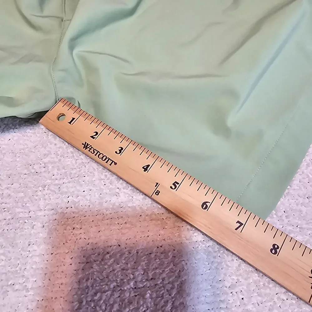 Zella Men's Golf Shorts Size 40 Green Performance Stretch Athletic Casual